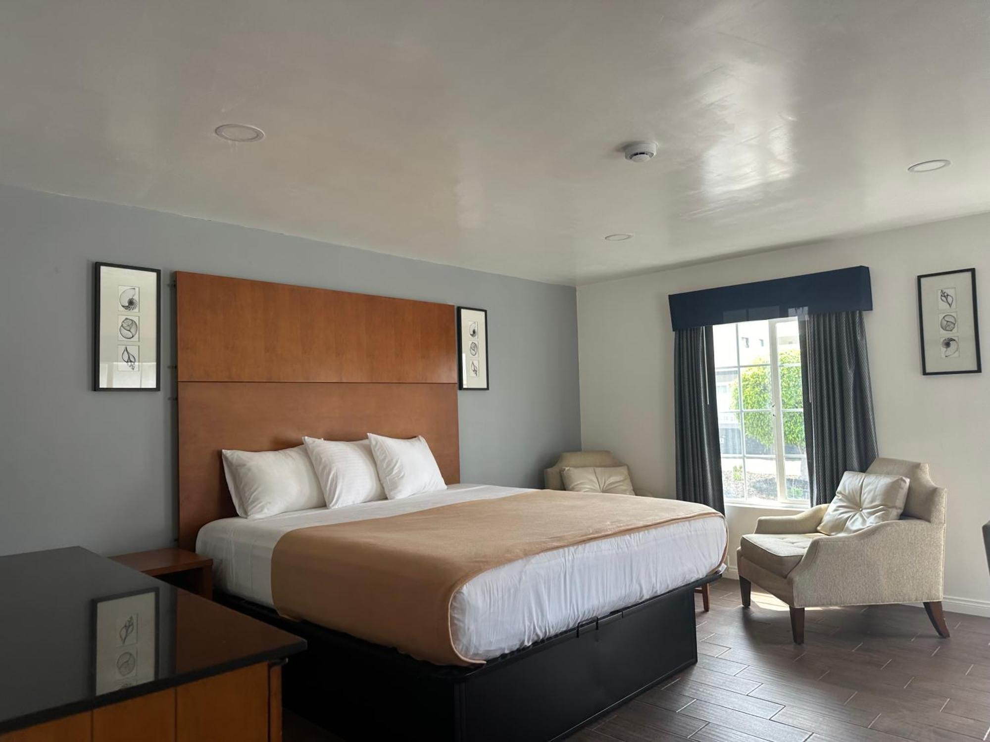 Oceanside Inn & Suites Exteriér fotografie