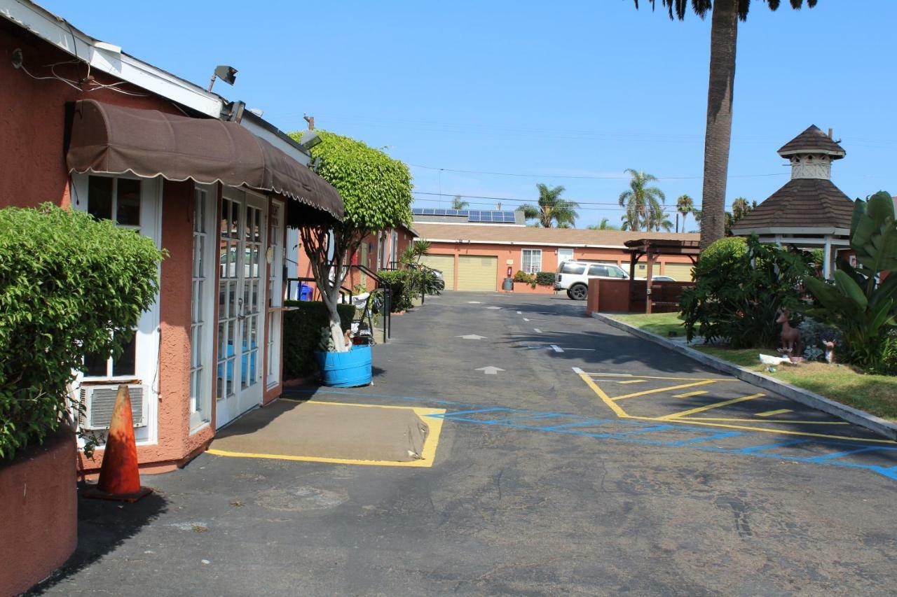 Oceanside Inn & Suites Exteriér fotografie