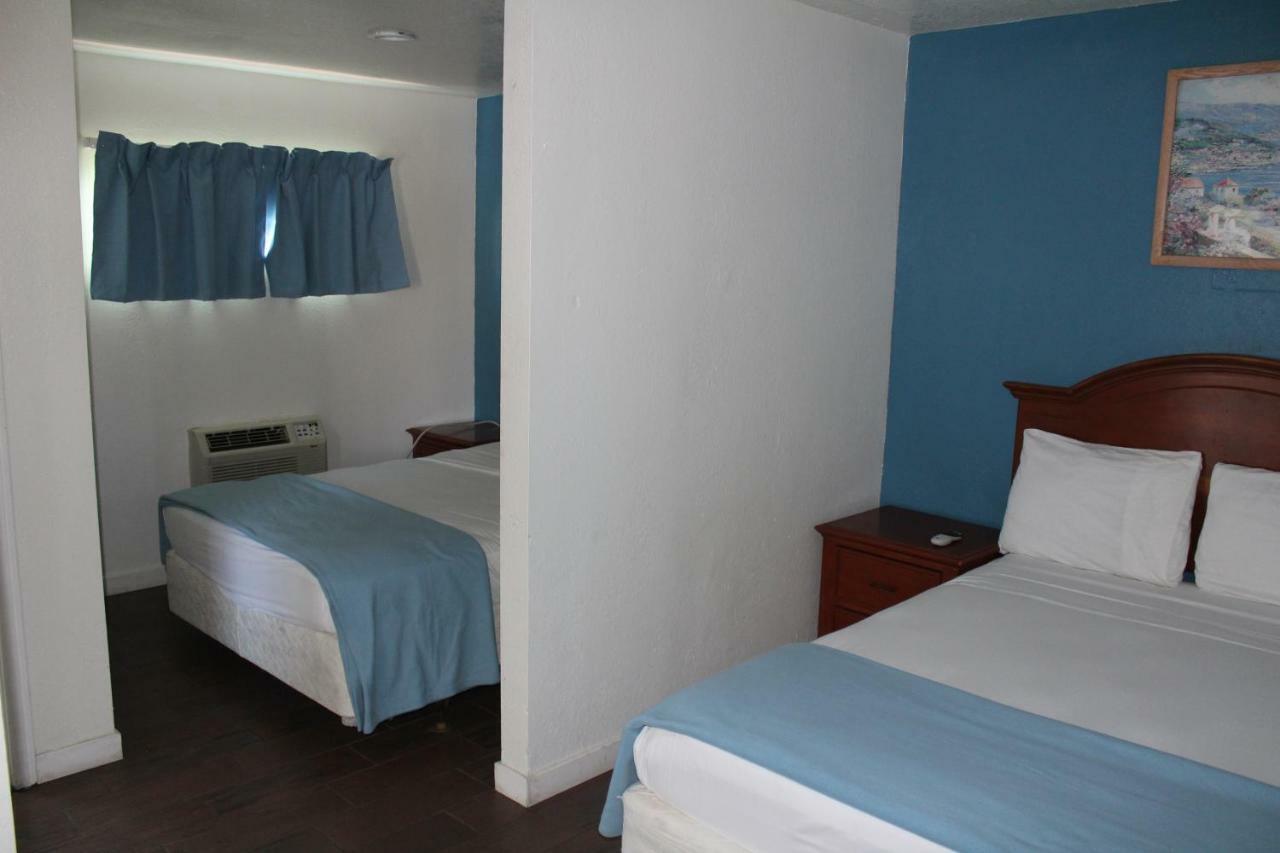 Oceanside Inn & Suites Exteriér fotografie