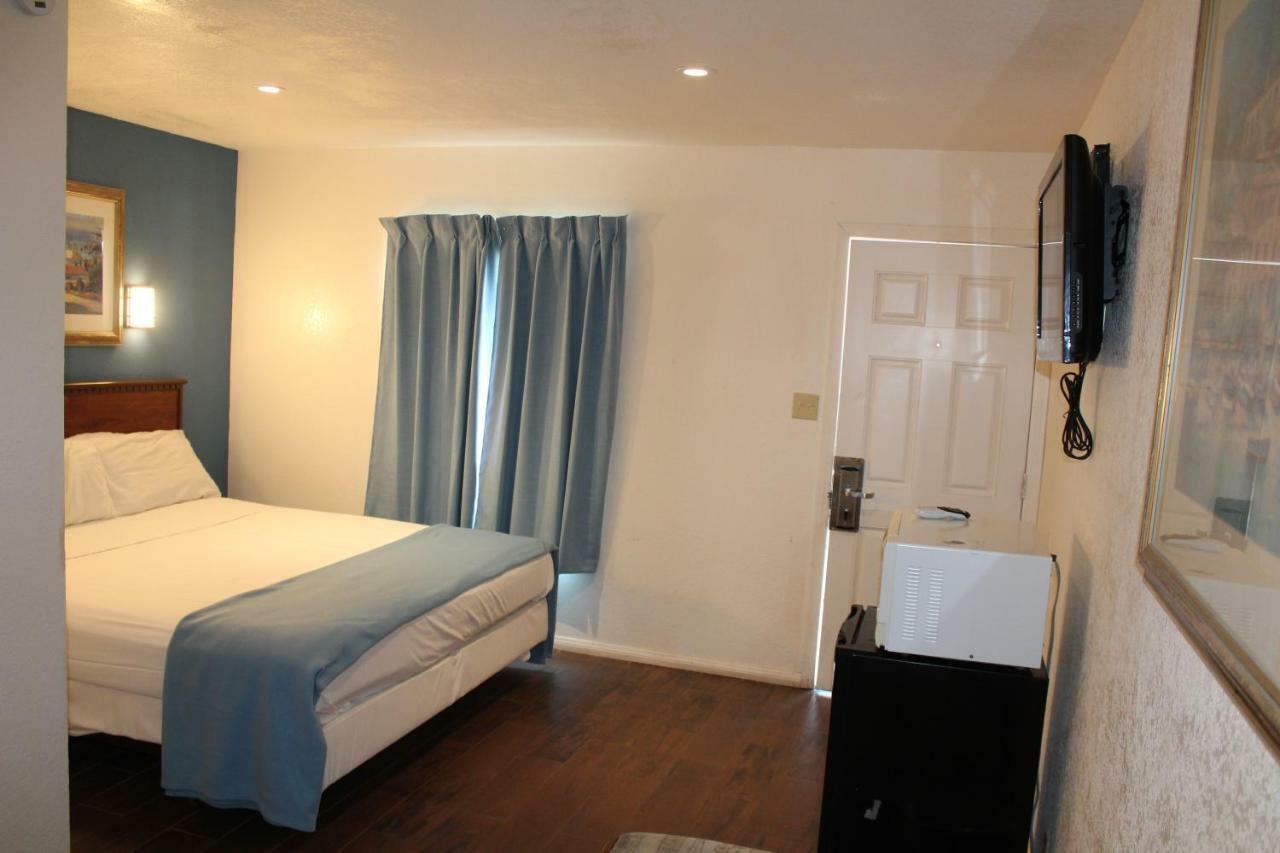 Oceanside Inn & Suites Exteriér fotografie